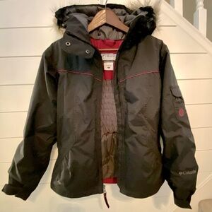 Columbia Women’s Winter Ski Snow Insulated Waterproof Hooded Jacket -size small